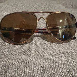 Oakley Tie Breaker Rose Gold